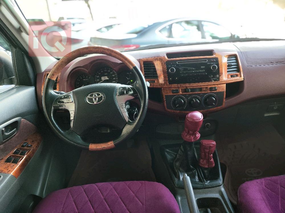 تويوتا هايلوكس